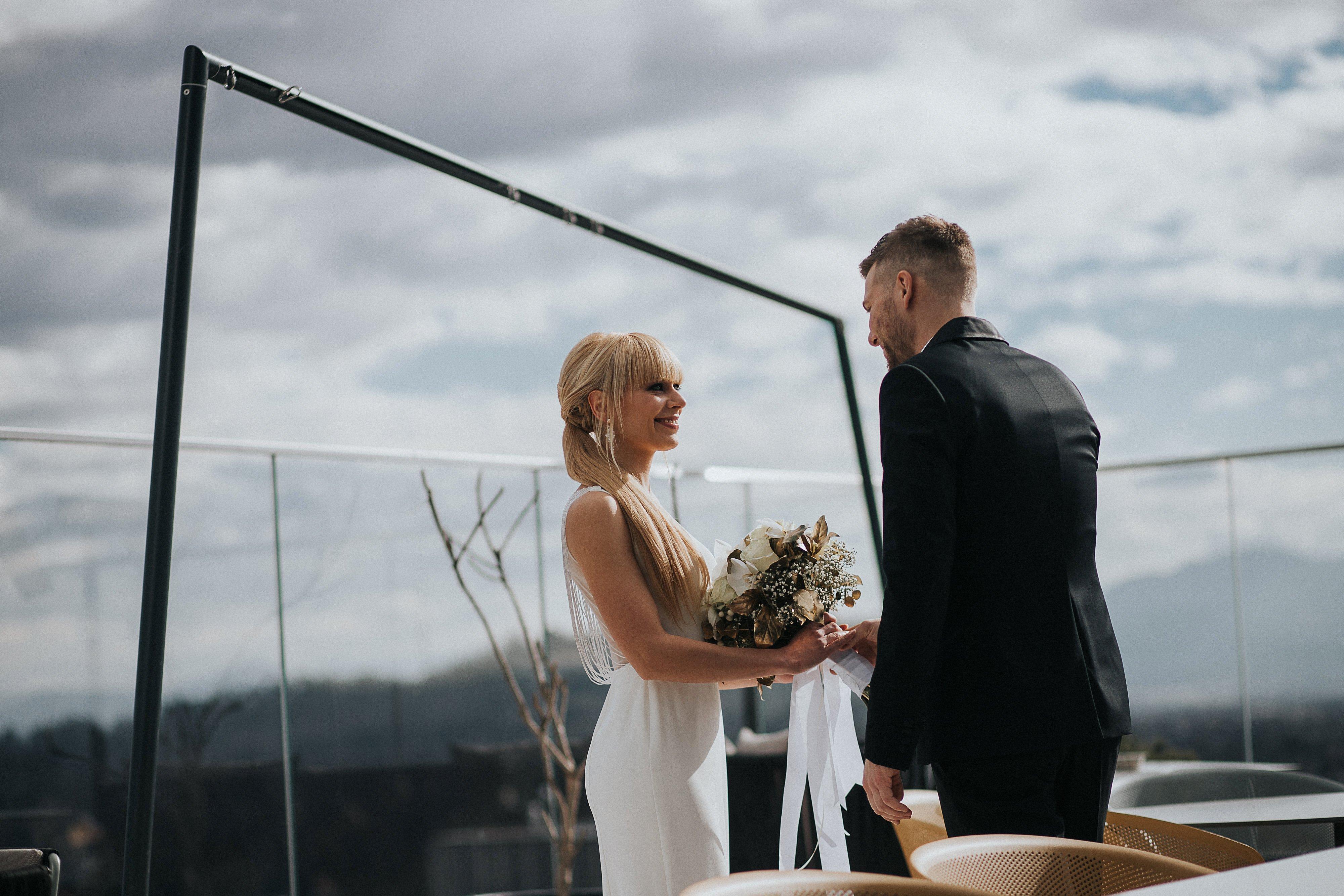Intercontinental - Ljubljana By Ihg Hotel Luaran gambar Wedding ceremony at the Sky Tower