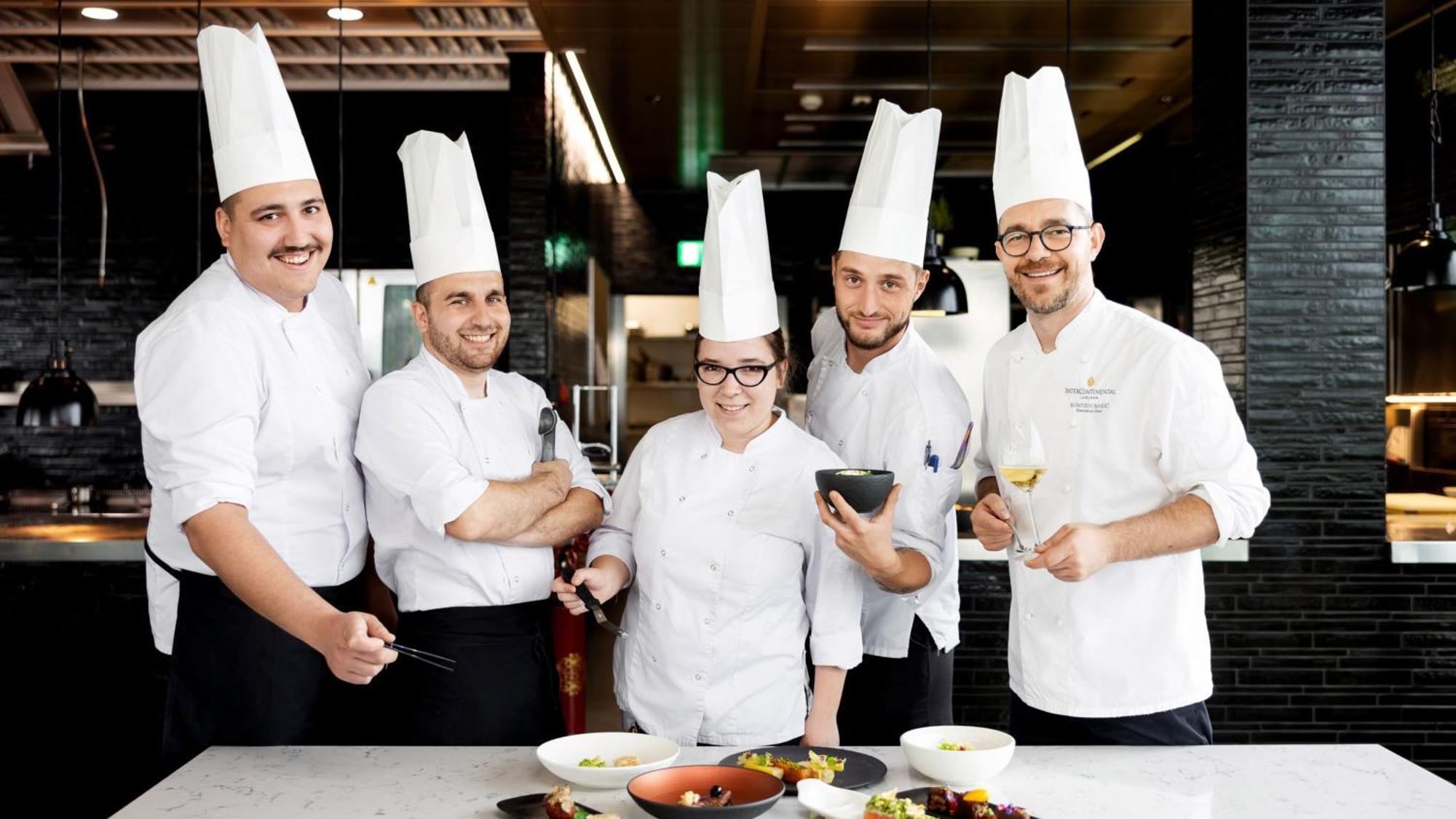 Intercontinental - Ljubljana By Ihg Hotel Luaran gambar Culinary students at the International Culinary Center