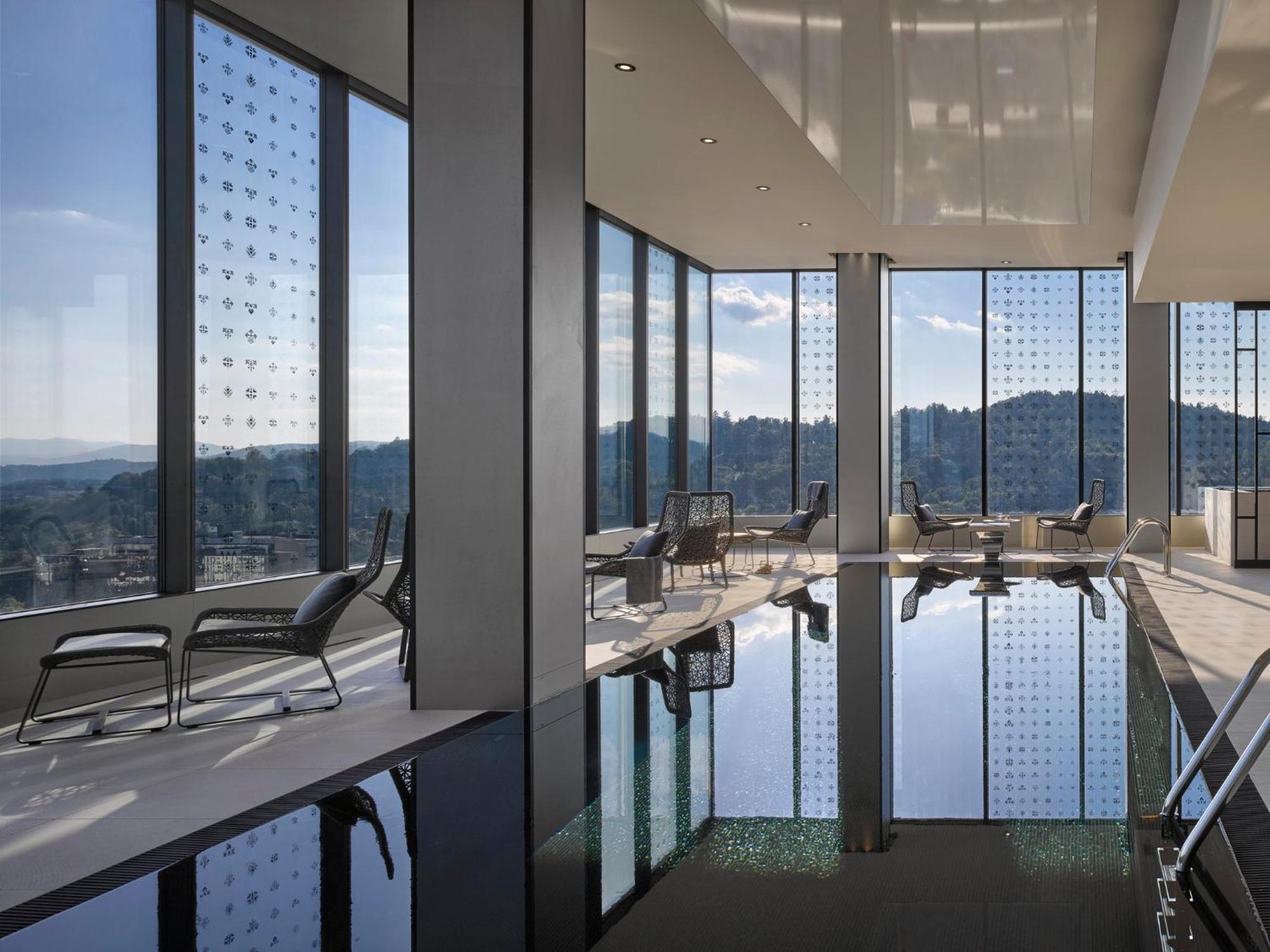 Intercontinental - Ljubljana By Ihg Hotel Luaran gambar Skyline Residences