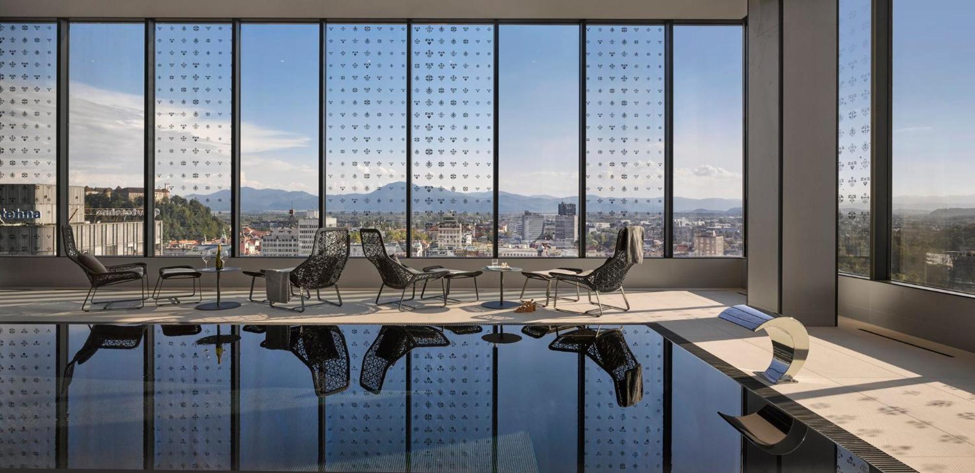 Intercontinental - Ljubljana By Ihg Hotel Luaran gambar Interior of the hotel