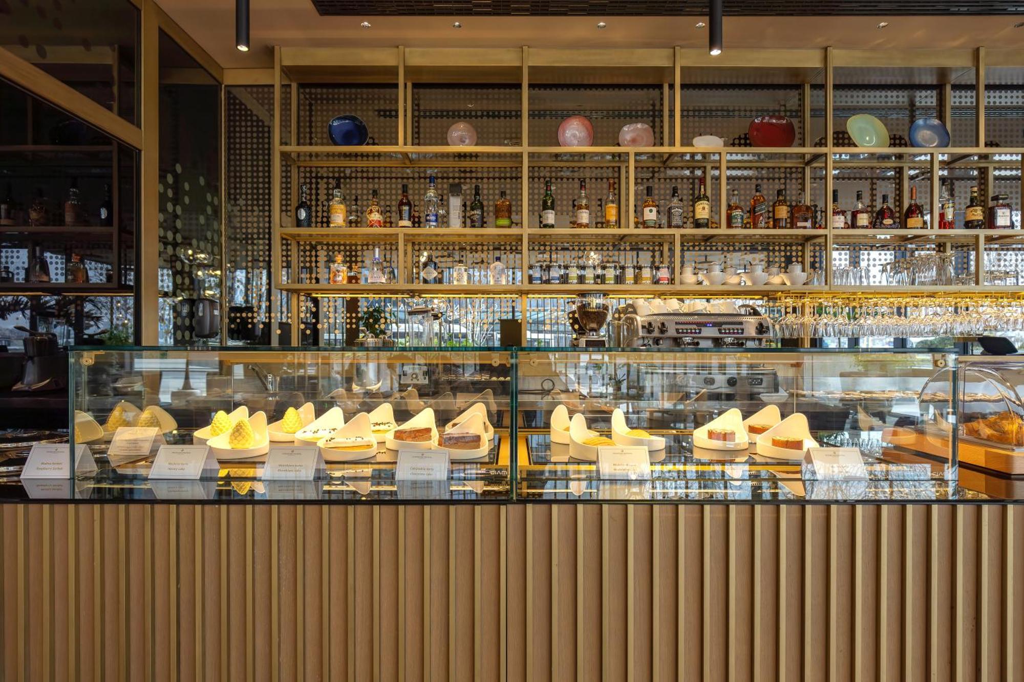 Intercontinental - Ljubljana By Ihg Hotel Luaran gambar Cheese display at a restaurant