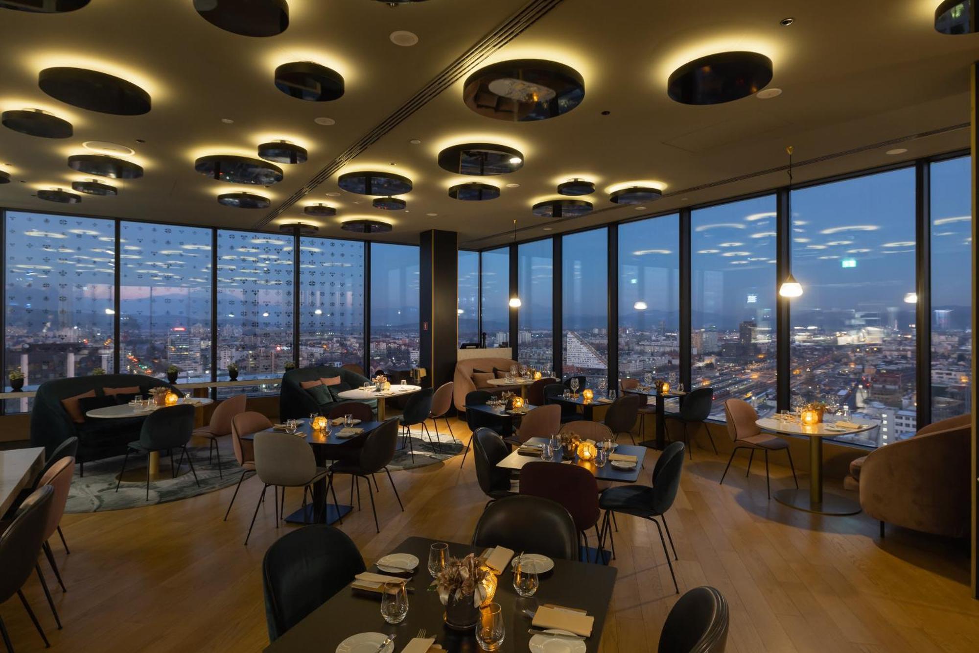 Intercontinental - Ljubljana By Ihg Hotel Luaran gambar Restaurant interior